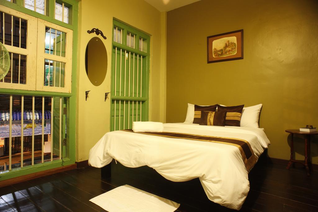 Luang Poj Boutique Hostel Ranong Habitación foto